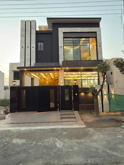 5marla Modern Design Brand New House For Sale In DHA Rahber
