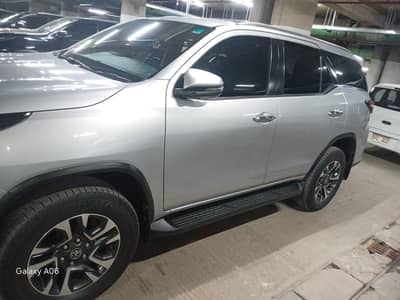 Toyota Fortuner Legender 2023