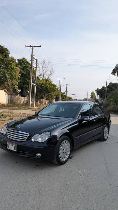 Mercedez Benz C-180 For Urgent Sale