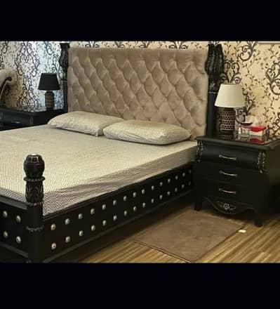 Designer bed set