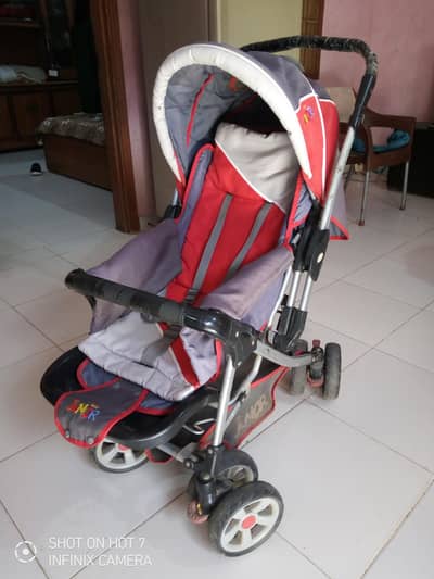 Very nice Pram + Stalker.