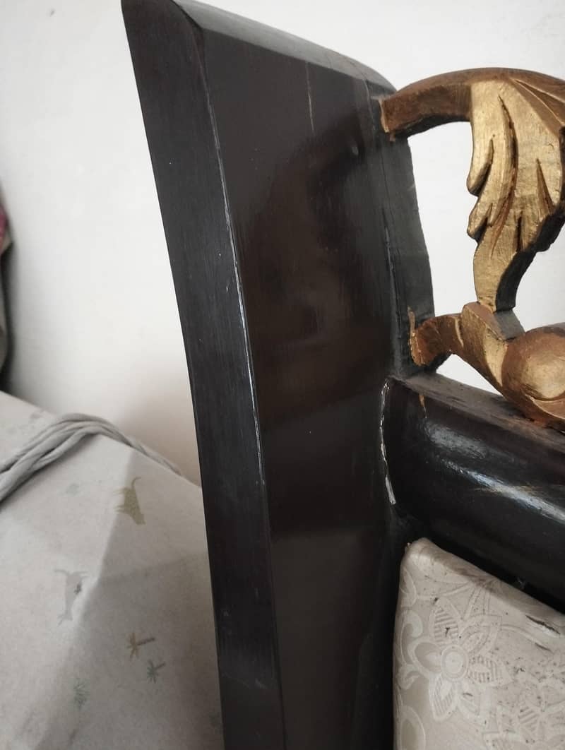 bed dressing table only 3