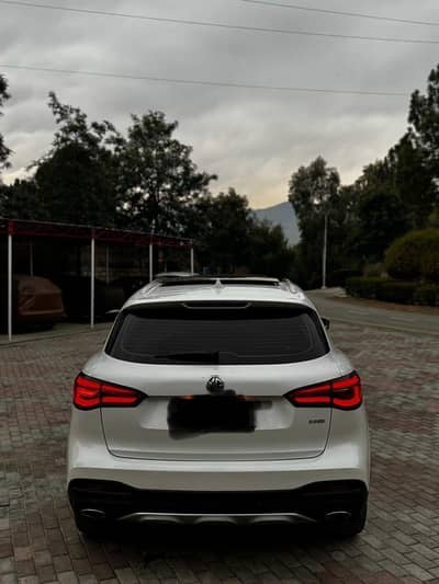 MG HS TROPHY EDITION