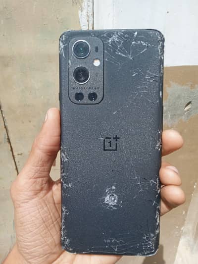 one Plus 9 pro 5g gaming phone