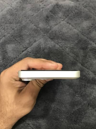 iPhone XR convert to 17 pro