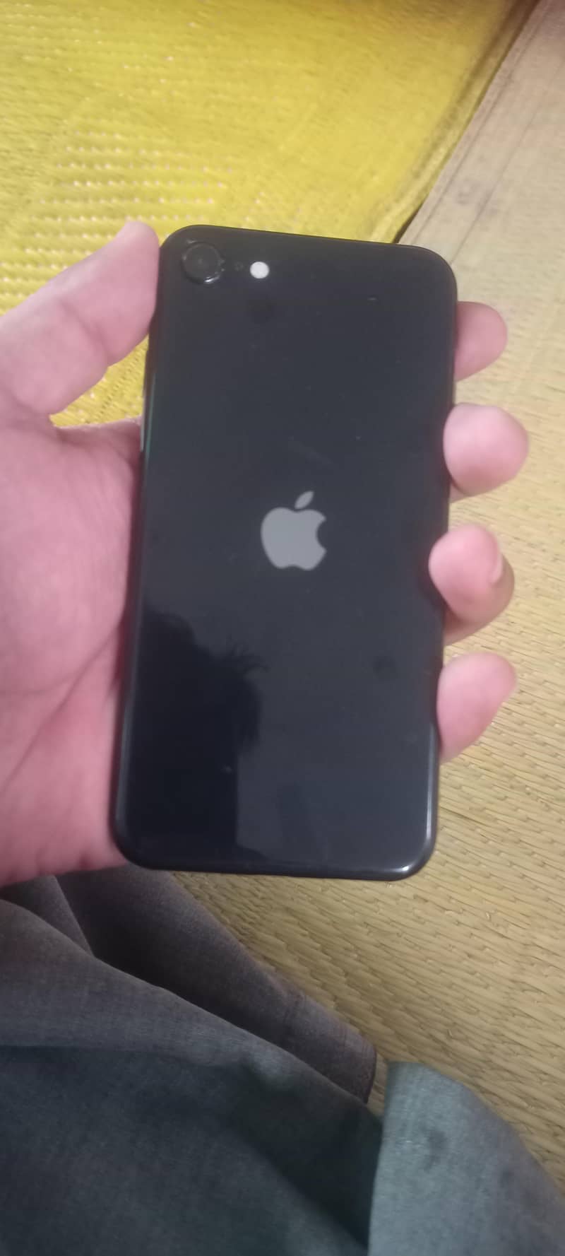 iPhone SE 3rd generation 0