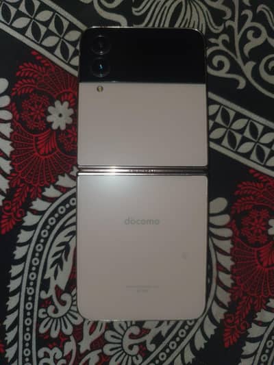 samsung galaxy zflip 4 non pta esim sim available