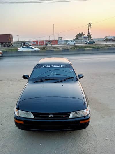 Toyota corolla XE 1995 model
