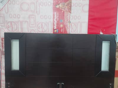 Large Bed, molty foam, Mirror Table