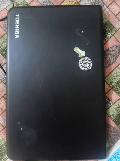 Toshiba C50 D-A Kaptop for sale . 8 gb ram 500 gb hard disk