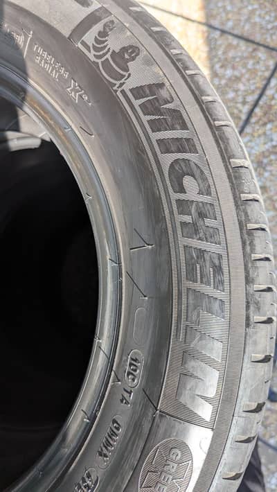 Michelin 195/65 R15 Slightly Used (zero Puncher