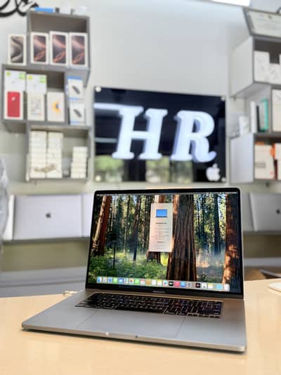 MacBook Pro 16” 2019 16GB/512gb GPU 6GB Powerful Editing Machine 10hrs