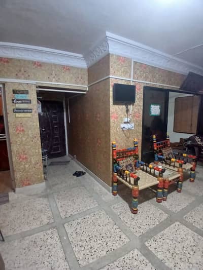 3 Bed DD Flat For Sale infront of Balochistan Saji Restaurant Main Road