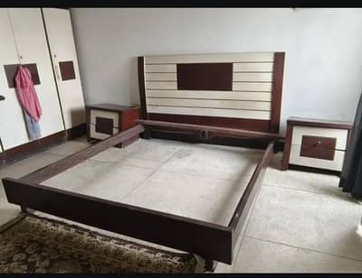 Bedroom Bed Set with Two Side Tables – Urgent For Sale