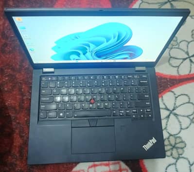 Lenovo Core i7 10th Gen 16GB RAM 256GB NVMe 13.3" inch FHD LED Backlit