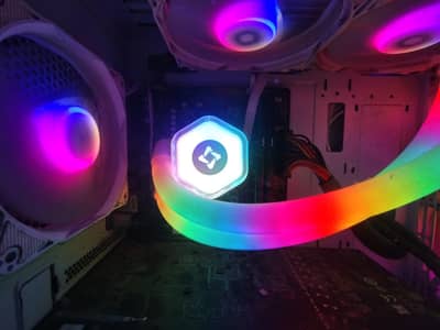 Ryzen 5 3600 with ultra Rich looks