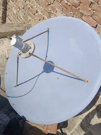 4ft solid dish with lnb and raciever for sale