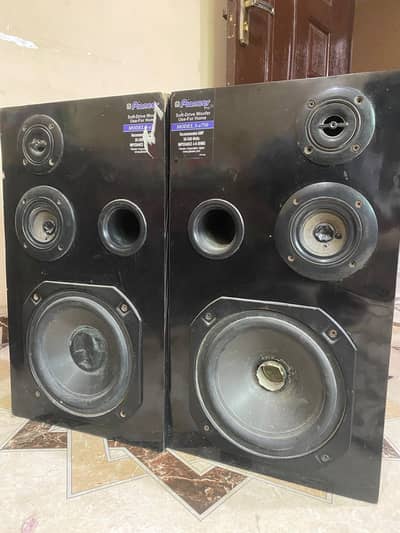 High quality speakers 10 by 9 sound