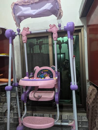 bahut achcha jhula hai bahut kam use hua hai