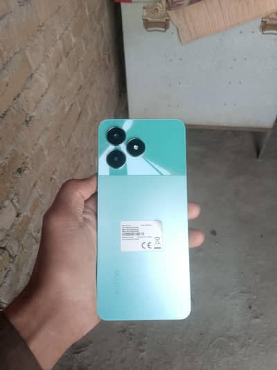 Realme c51 4 64 gb full Box charger 33watt fast 10/9 condition