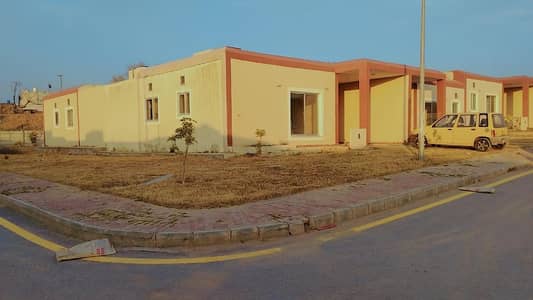 Stunning House Is Available For Sale In DHA Valley - Oleander Sector