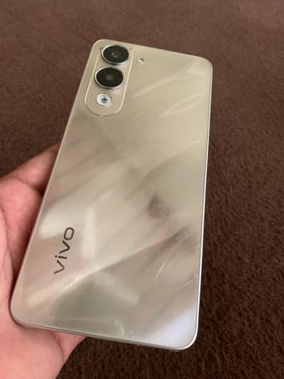 Vivo Y04