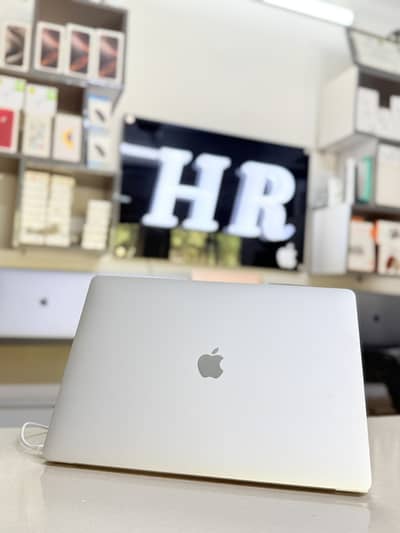 MacBook Pro 15-inch (2018) Core i7 16/1TB Retina Display High Performa