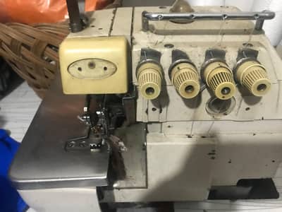 overlock machine
