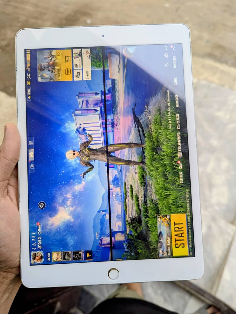 iPad 7th Generation 0