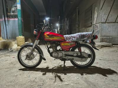 United 125cc 2021