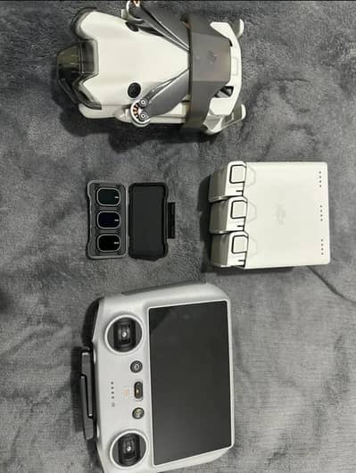 Drone for sale (DJI mini 4 pro)