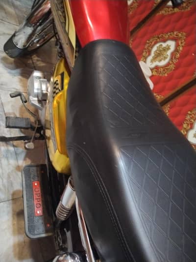 Honda 125 special edition Gold