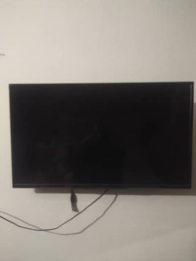 net wali LCD ha urgent sale