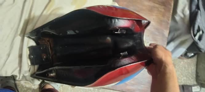 Honda 125 tank
