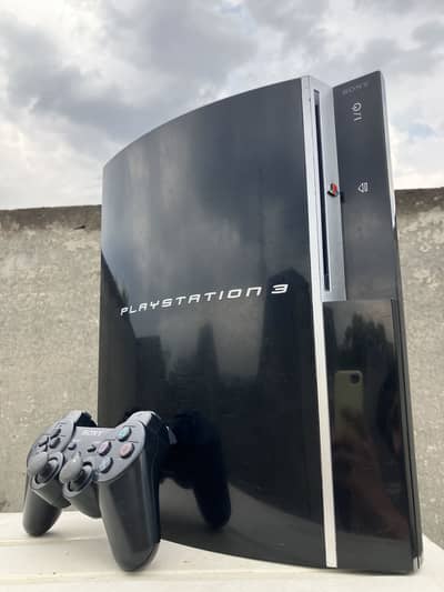 Ps3 fat model jailbreak 320gb in working condition with 1 controller