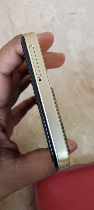 vivo y35 like New