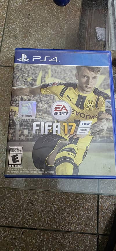 PS 4 8 CDs & 2 Contollers for Sale in Lhr