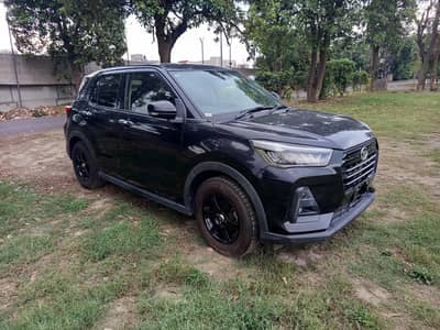 Daihastsu Rocky Raize Top of Line