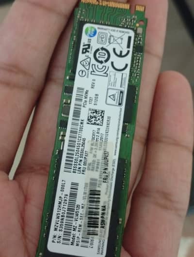 Samsung Gen 3.0 NVME 512 GB with DRAM (MZ-VLW5120]