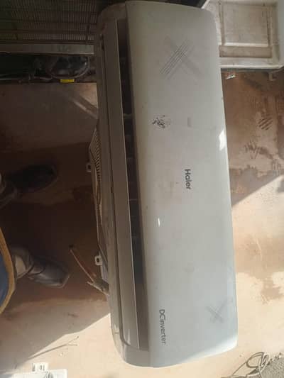 Haier 1 ton split ac inverter used 10/10 condition contact  0310-31083