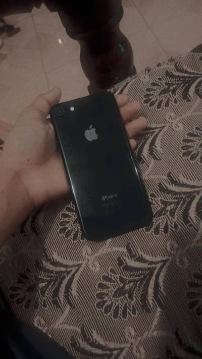 I PHONE 8