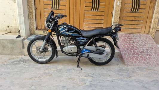 Suzuki GS 150 SE 0/3/7/0/8/4/8/2/5/0/0