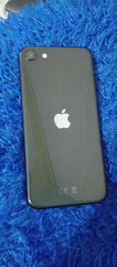 Iphone se 2020 10/10 condition no scratches