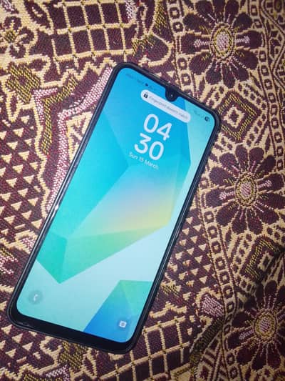 8/256 memory 7 month use only