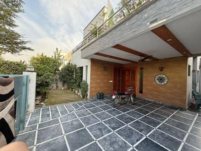 4 Beds 10 Marla Double Unit House for Sale in Ex Air Avenue DHA Phase 8 Airport road Lahore.