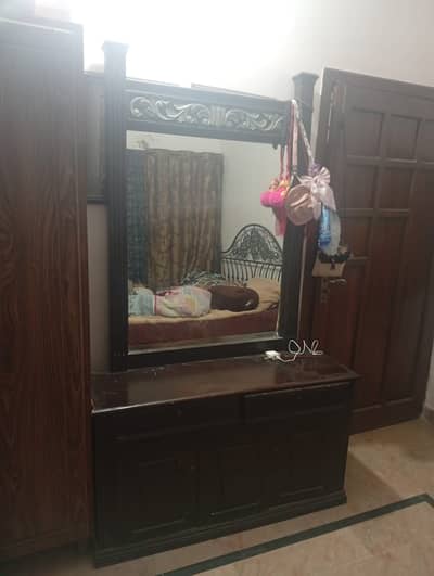 Solid Wooden Double Bed Set with Dressing Table & 2 Side Tables