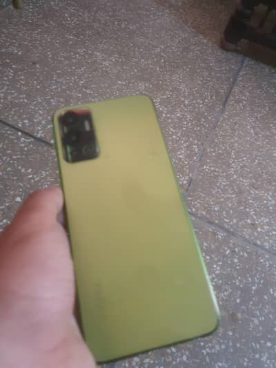 Infinix Hot 12.