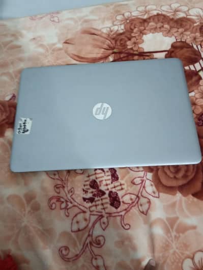 Hp elitebook 840 G4-touch screen/6Gen/for parts/Repair/Battery Ok