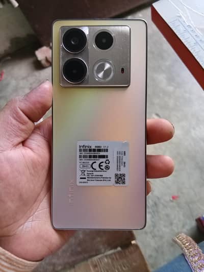 Infinix note 40 256gb all okay  no open no repair