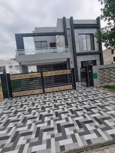 10 Marla LDA Approved Brand New Modern Design Double Story House For Sale In Southern Block Bahria Orchard Phase 01 Lahore